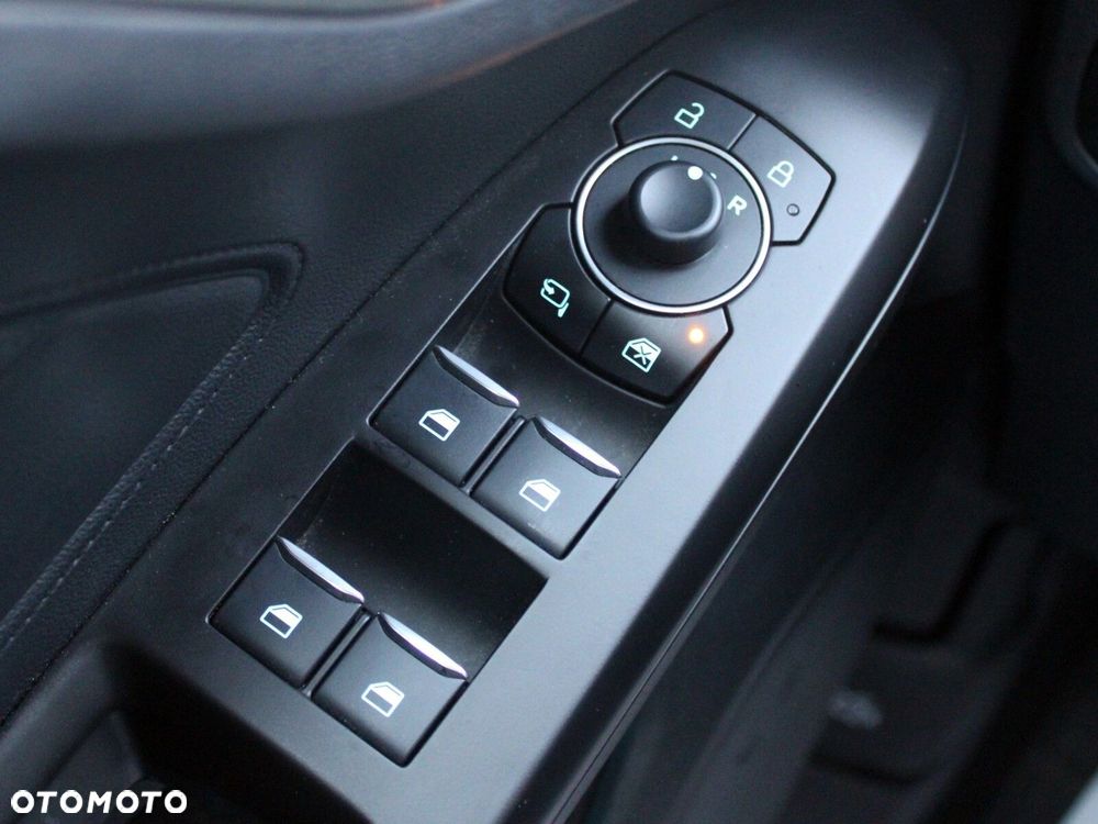 Ford Focus - 30