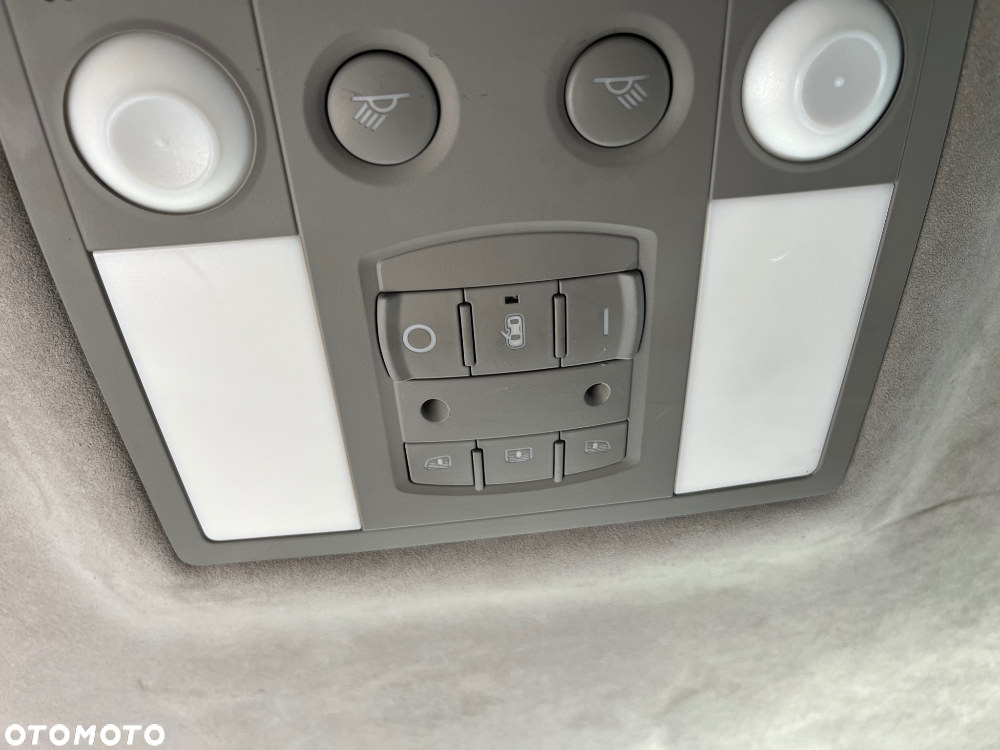 Audi A8 4.2 Quattro - 34