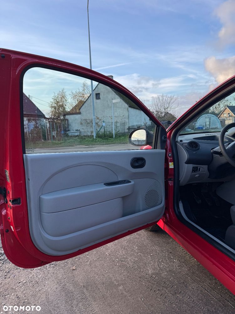 Renault Twingo 1.2 8V Access - 13