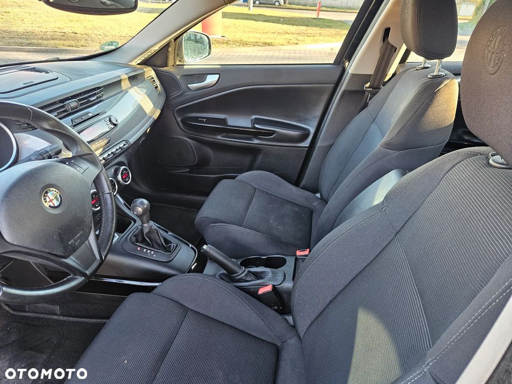 Alfa Romeo Giulietta 1.4 TB 16V Multiair TCT Turismo - 11