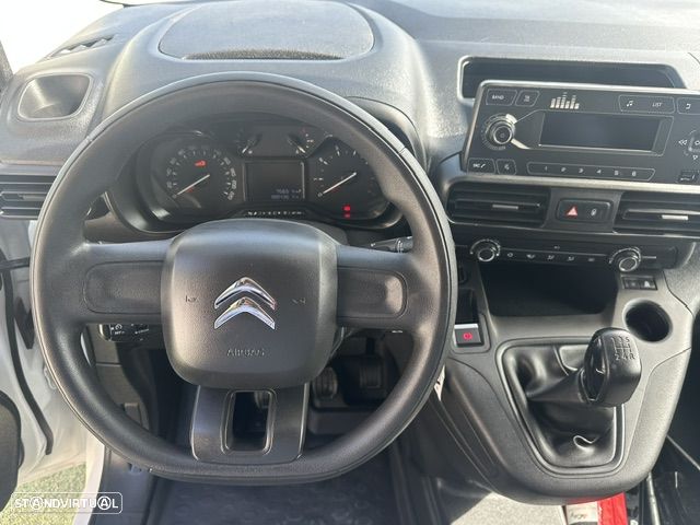 Citroën BERLINGO 3 LUGARES - 9