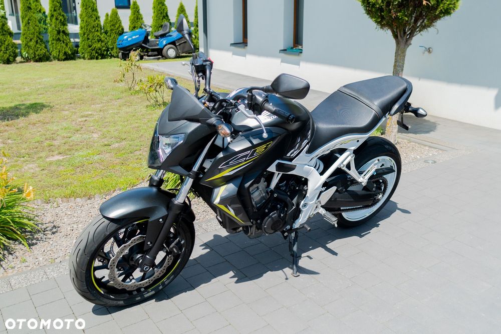 Honda CB - 7