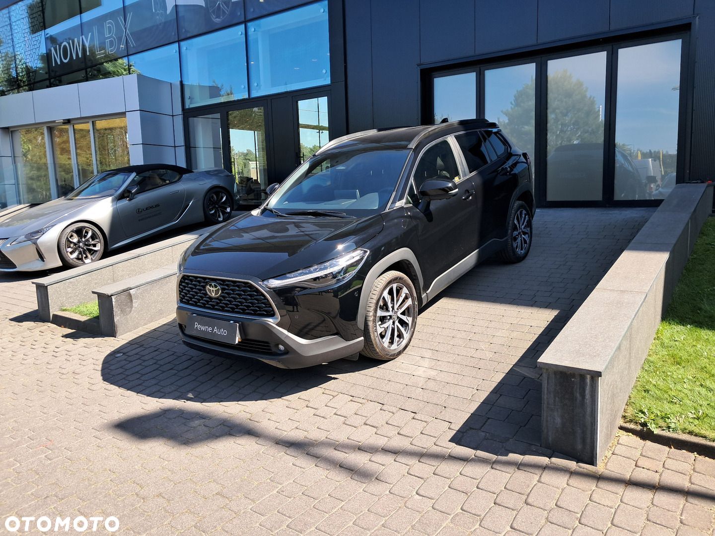 Toyota Corolla Cross 2.0 Hybrid Executive - 1