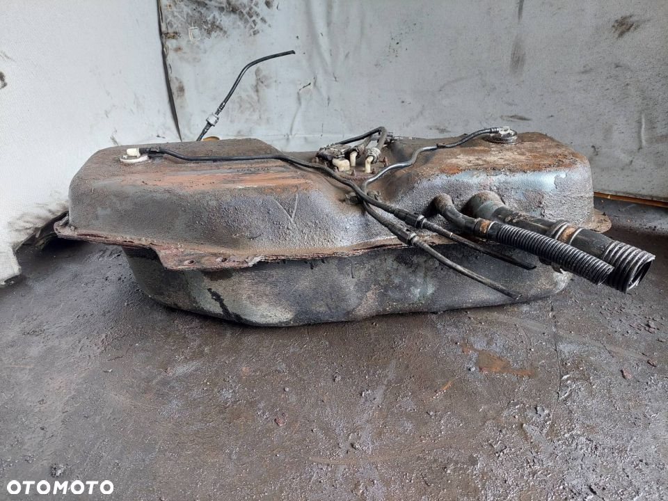 BAK ZBIORNIK PALIWA + POMPKA FIAT SIENA I 1.2 8V - 4
