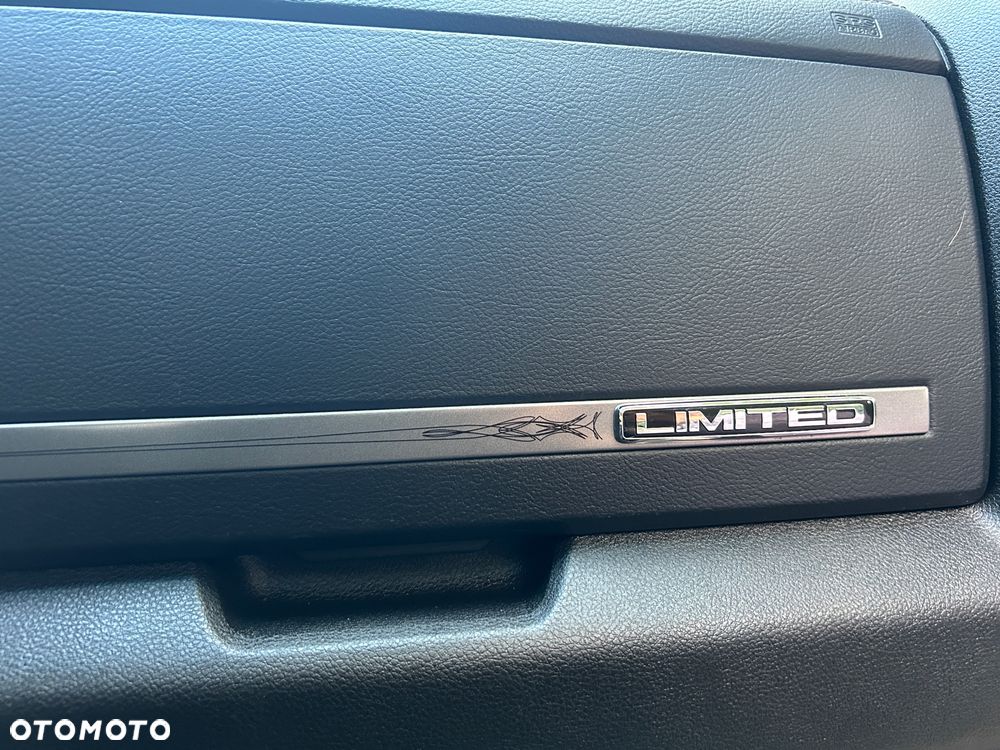 Dodge RAM - 30