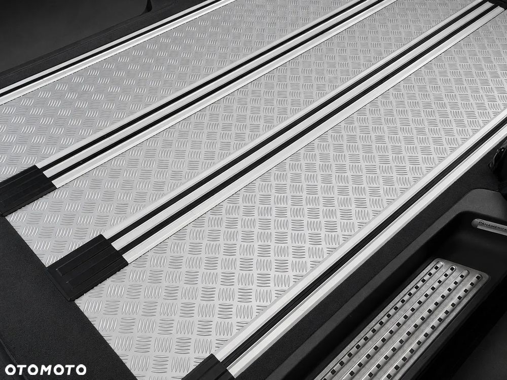 IDEALNA WYKŁADZINA WELUROWA WNĘTRZA TYLNA TYŁ PODŁOGA SZYNY ALUMINIUM RYFLOWANA VW T5 LIFT T6 MULTIVAN PAN AMERICANA - 6