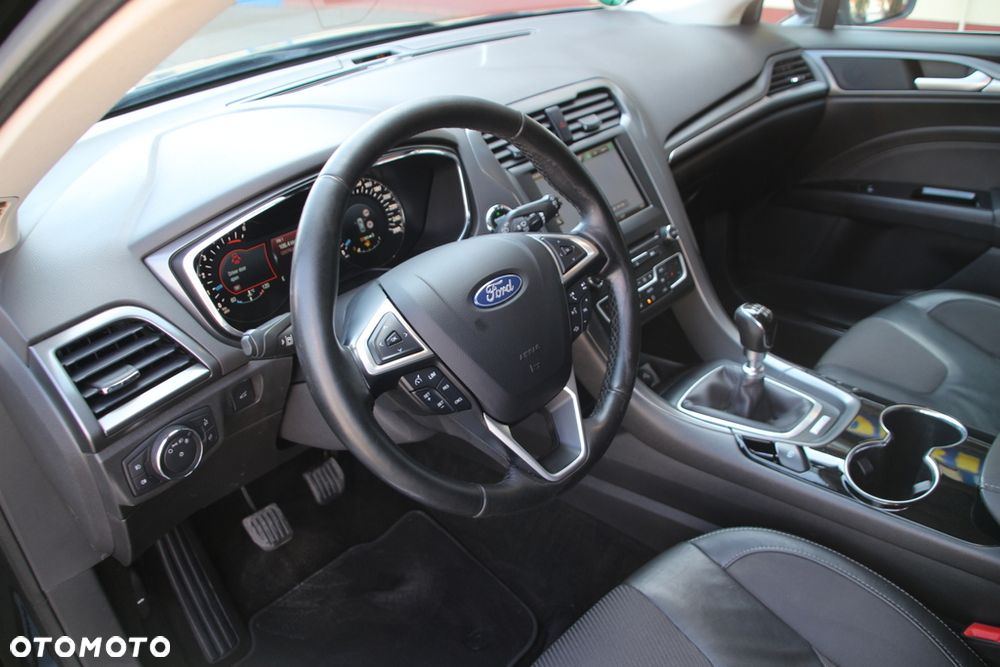 Ford Mondeo 2.0 TDCi STart-Stopp Titanium - 11