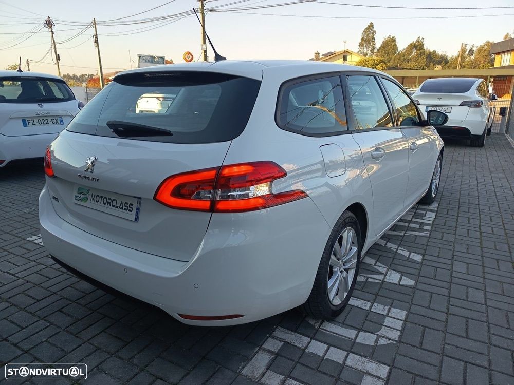 Peugeot 308 SW 1.2 PureTech Style - 9