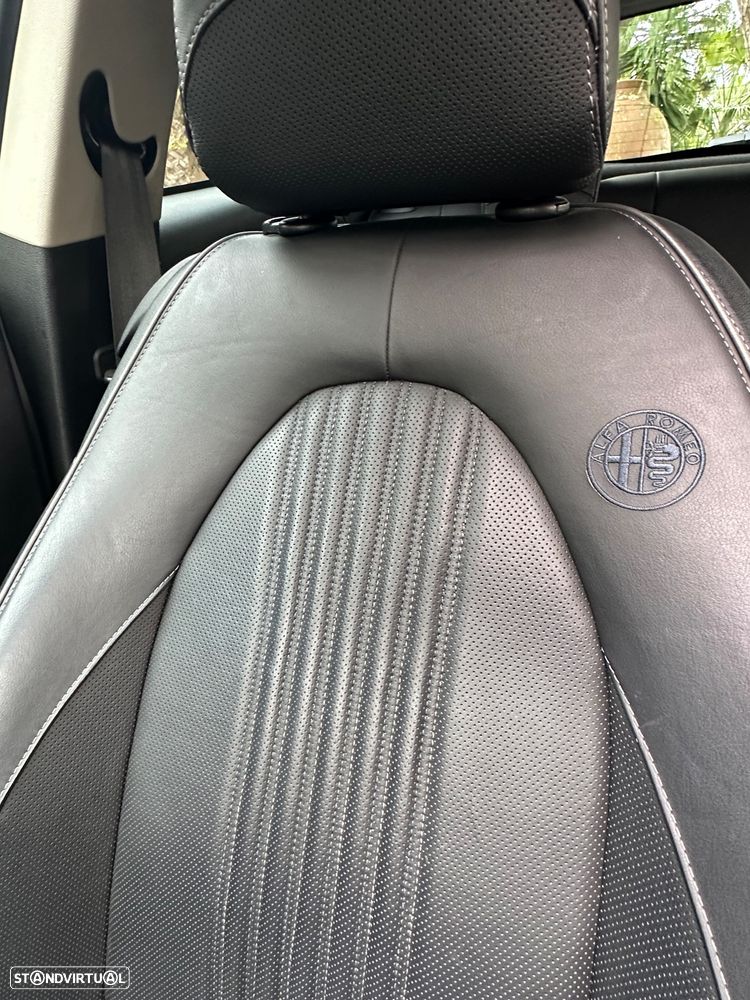 Alfa Romeo MiTo 1.3 JTDM ECO SBK - 13