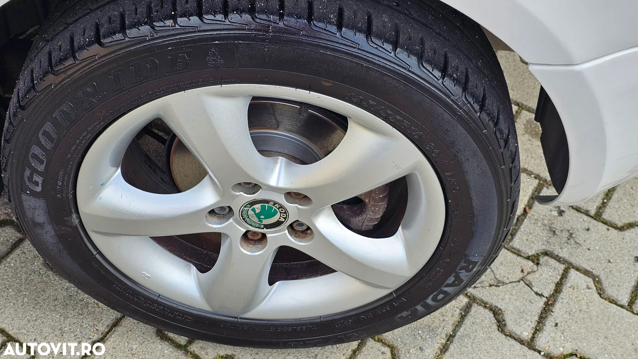 Skoda Roomster 1.2 TSI DSG Ambition - 23