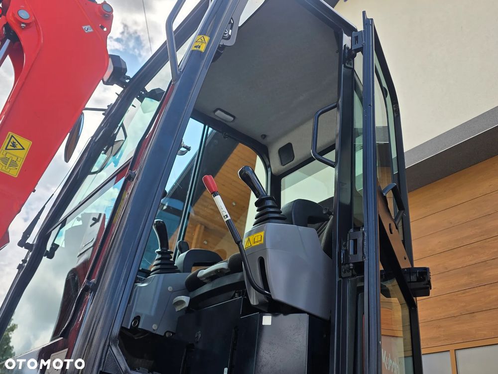 Kubota U 27 - 4 mini koparka Kubota sprowadzona 5 łyżek szybkozłącze piękna w oryginale 1 właściciel najdłuższe ramie long - 22