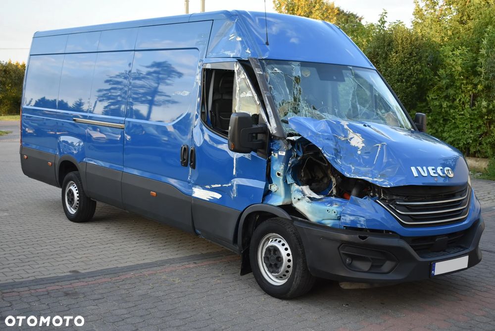Iveco Daily 35S18 3,0 HI-MATIC LED NAVI Salon PL - 12