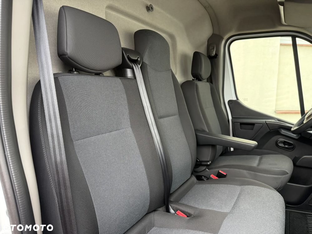 Renault Master L2H2 - 23