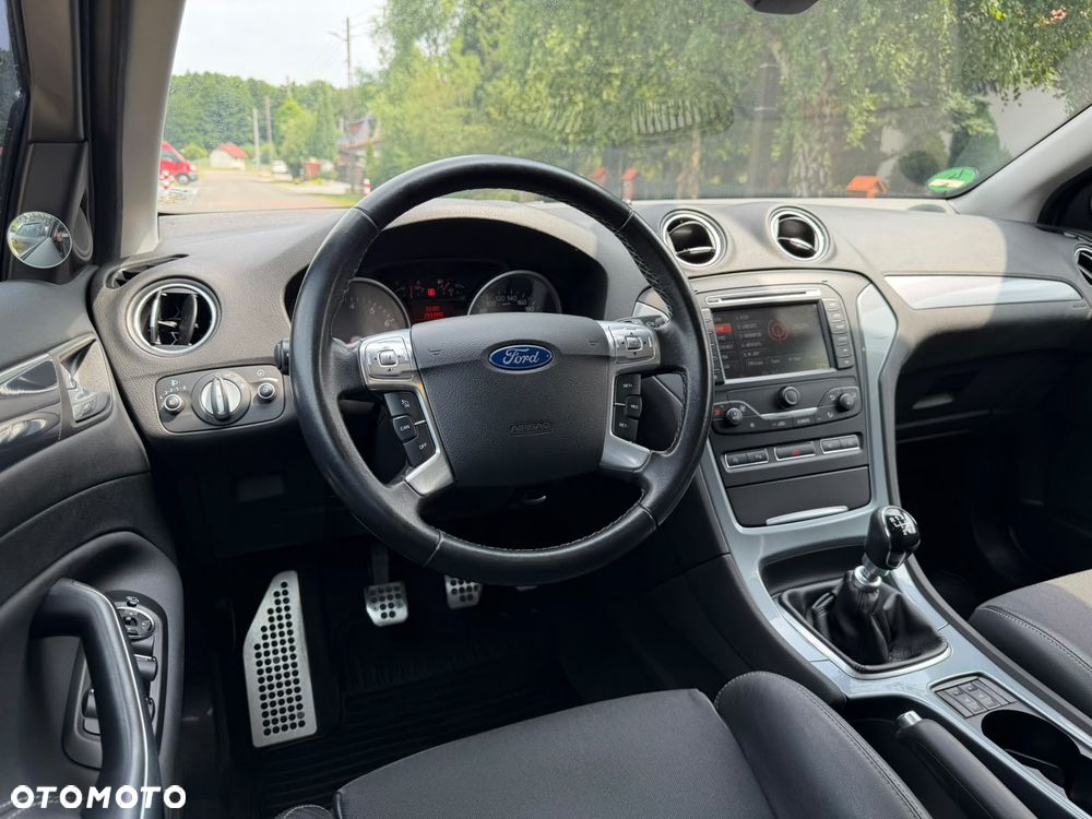 Ford Mondeo - 14