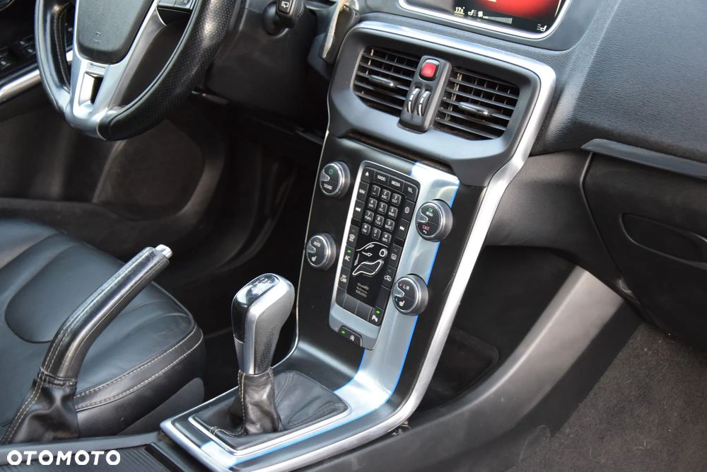 Volvo V40 D4 RDesign - 26