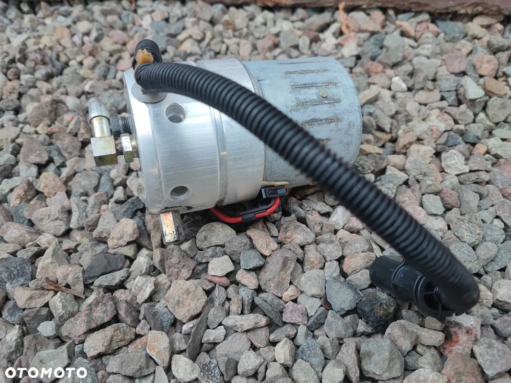 BMW E46 / E39 ORYGINALNA DODATKOWA POMPA DOŁADOWUJĄCA DSC / ABS EUROPA O NR.  34 51 1 166 087 / 34 51 1 165 046 OEM W BARDZO DOBRYM STANIE