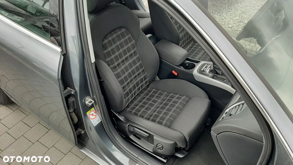 Audi A4 Limousine - 19