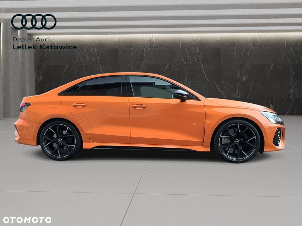 Audi RS3 Limousine - 2