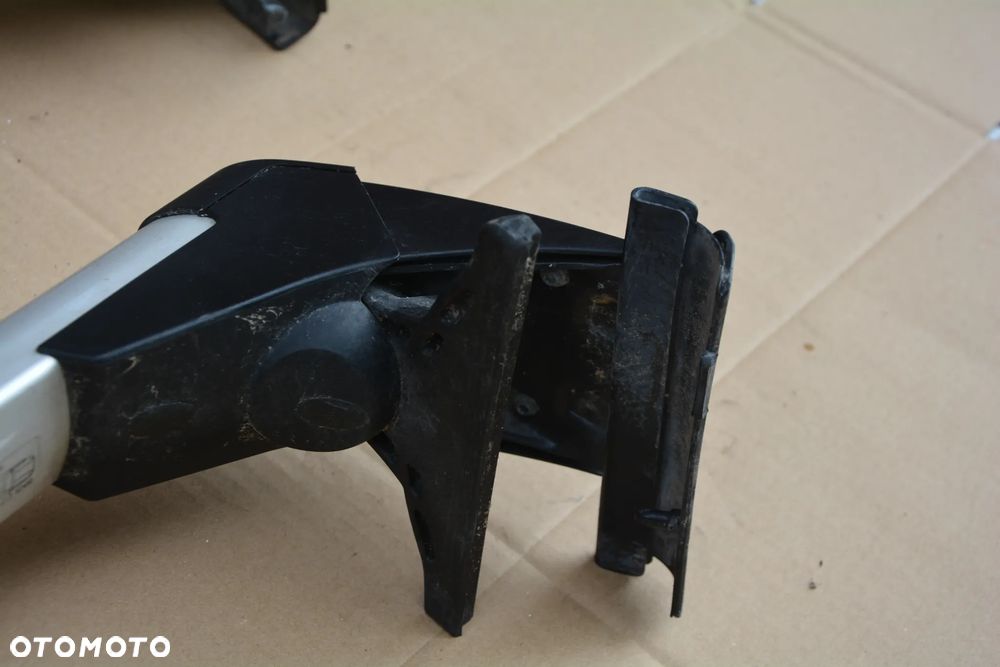 Audi A4 B8 sedan  - bagażnik dachowy oryginał Audi  Klucz - 4