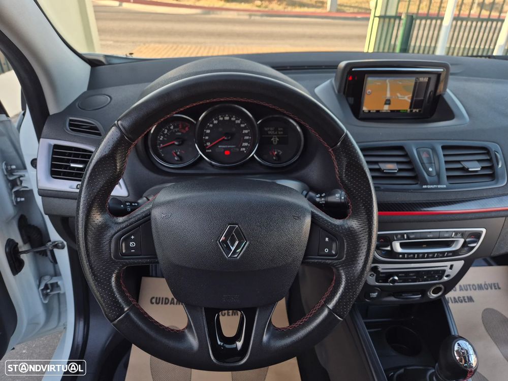 Renault Mégane Coupe 1.6 dCi GT Line SS - 32