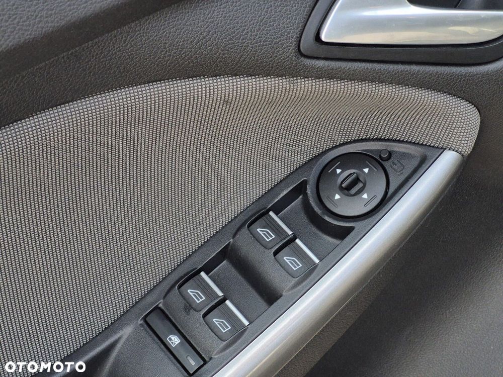 Ford Focus - 9