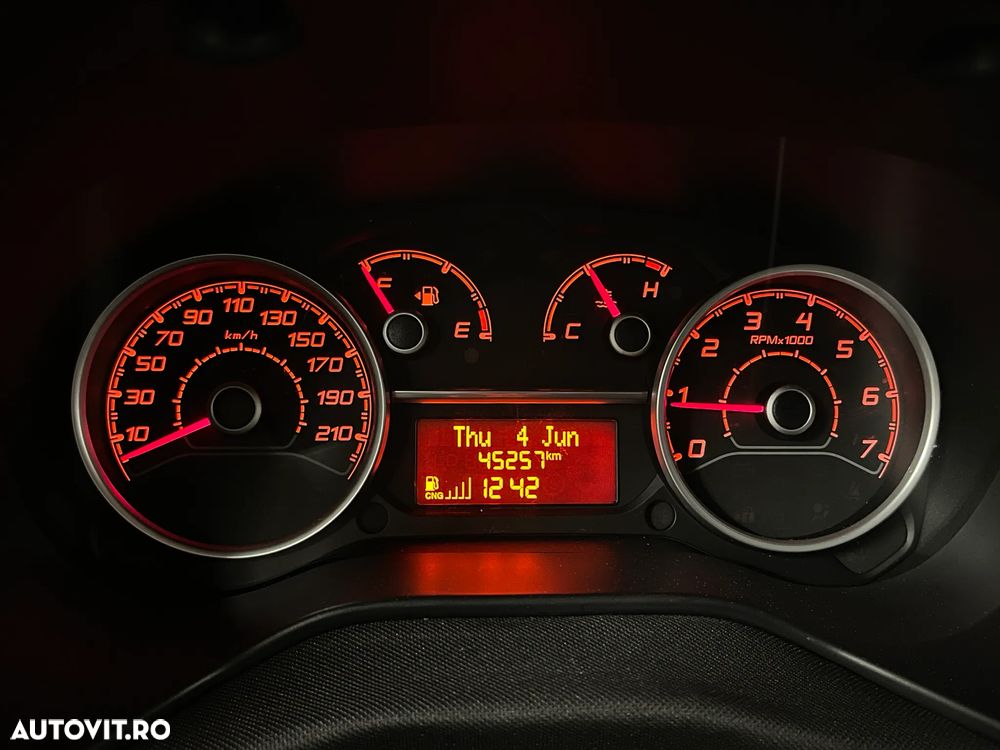Fiat Doblo - 19