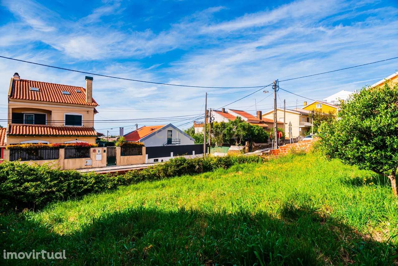 Terreno urbano de 430 m² em zona tranquila de Bicesse, Cascais - Grande imagem: 5/20