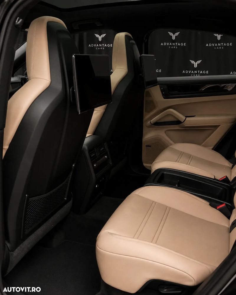 Porsche Cayenne Coupe Black Edition - 6