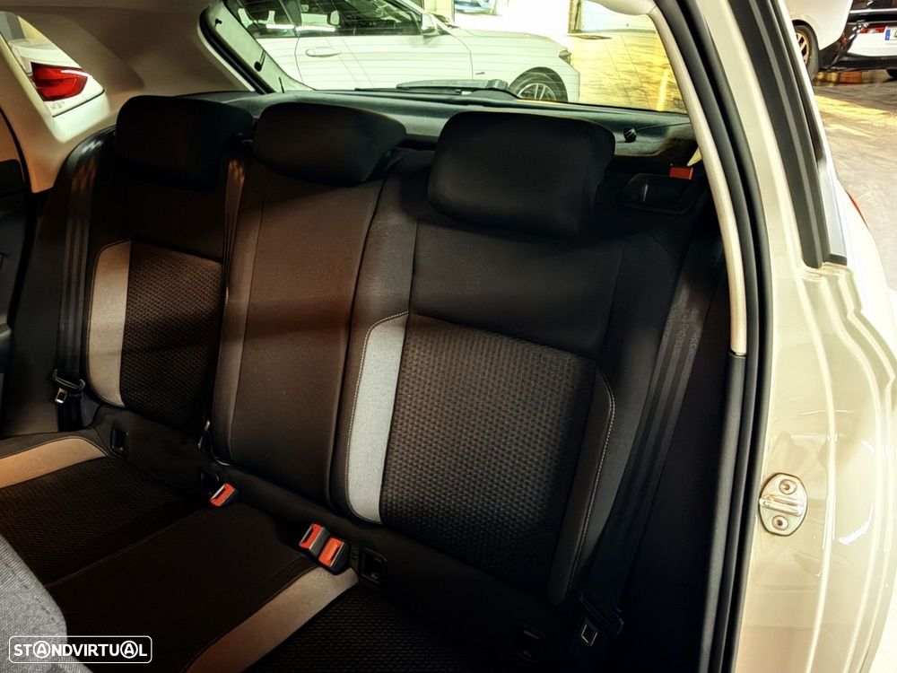 VW Polo 1.0 - 8