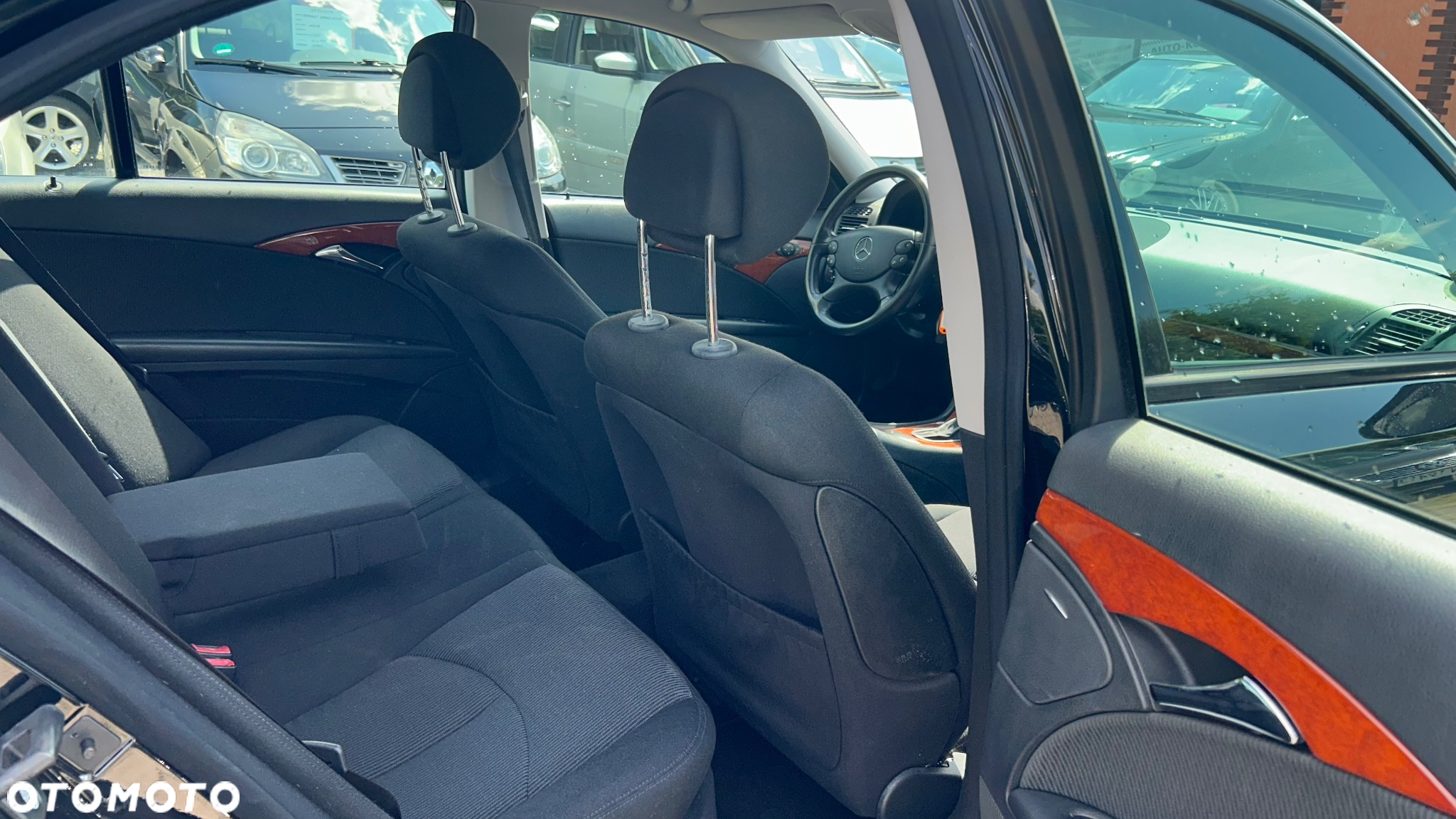 Mercedes-Benz Klasa E 200 T Kompressor Automatik Elegance - 17