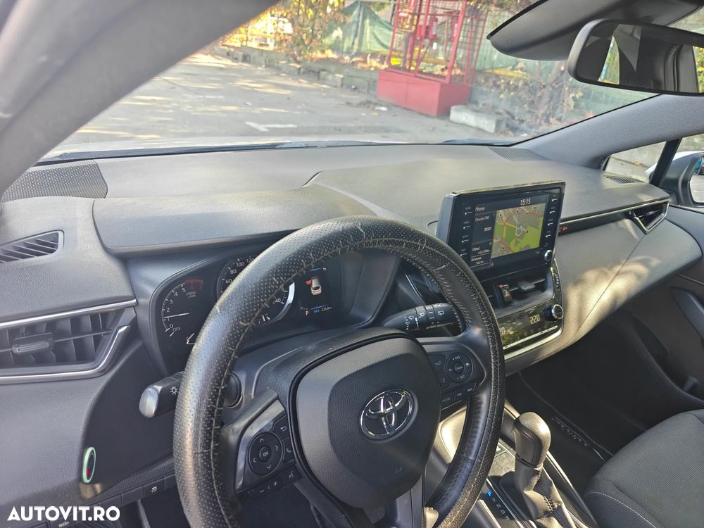 Toyota Corolla - 5