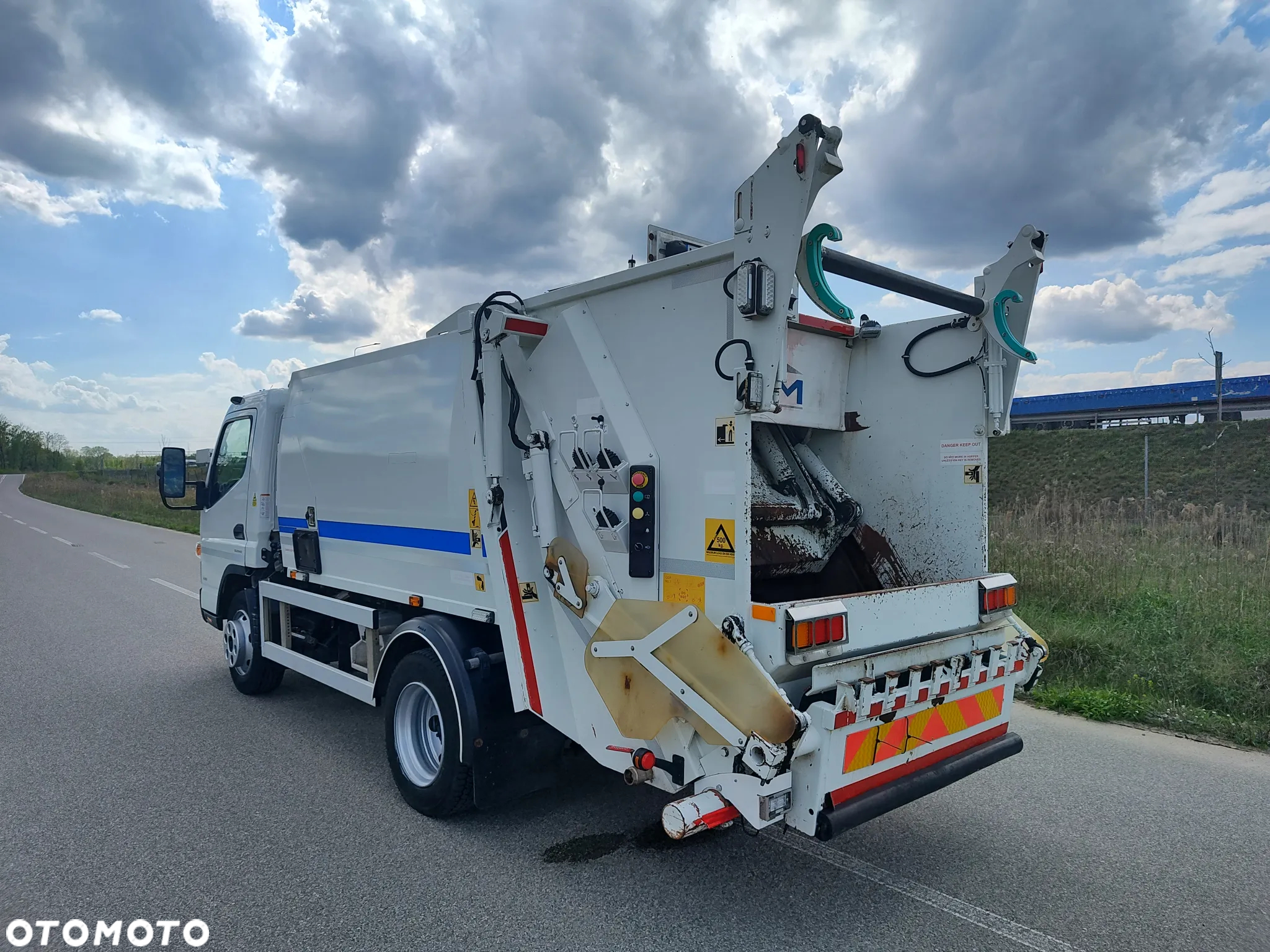 FUSO Mitsubischi Canter - 6