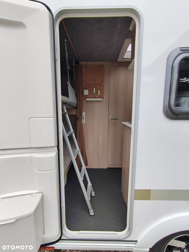 Adria - 18