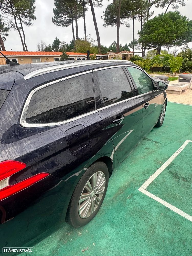 Peugeot 308 - 5