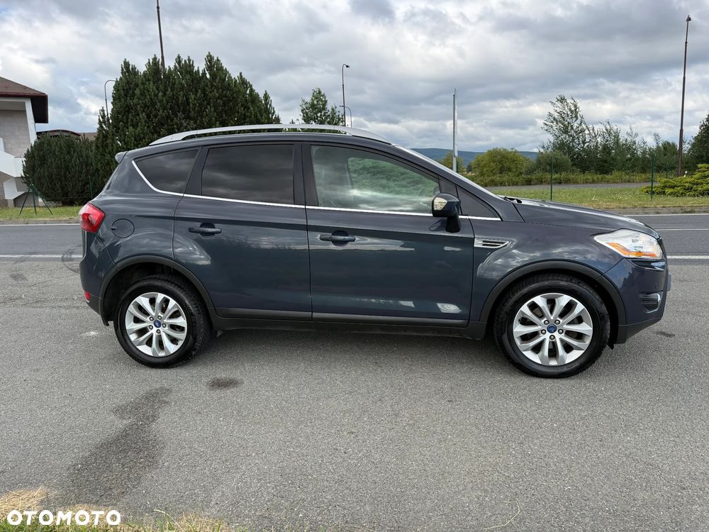 Ford Kuga 2.0 TDCi 4x4 Titanium - 4