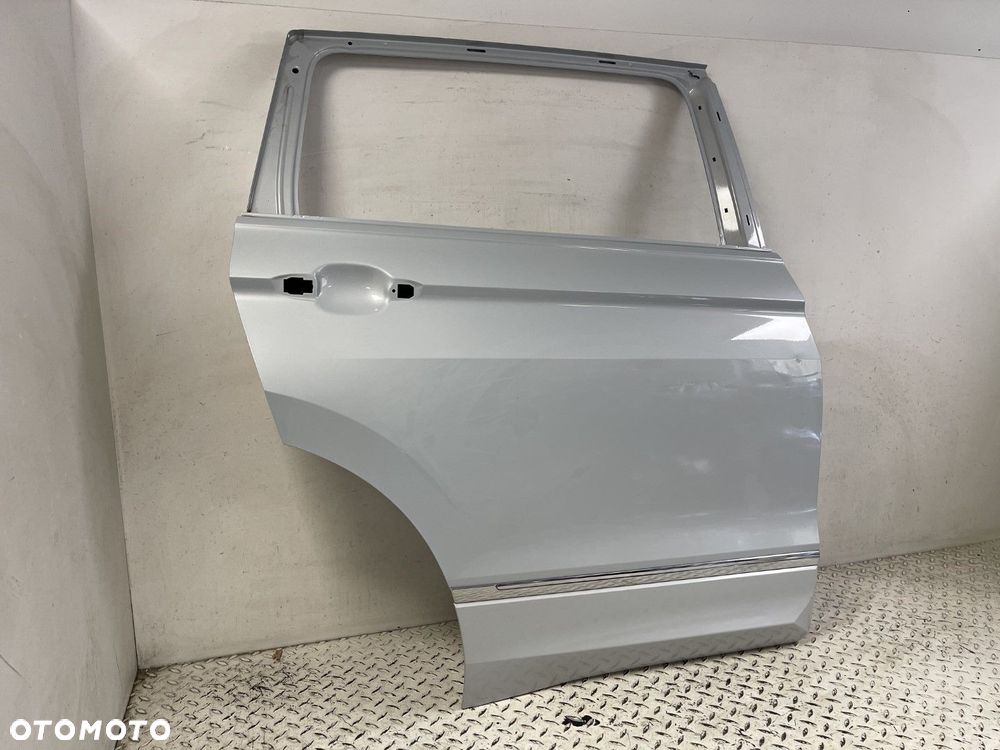 ŁADNE DRZWI LISTWA VW TIGUAN ALLSPACE 5N 17-25 PRAWE TYLNE PRAWA TYŁ LESZNO - 4