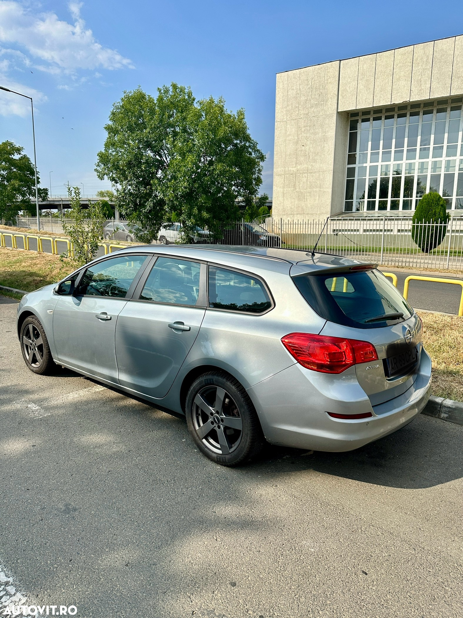 Opel Astra 1.3 CDTI DPF EcoFLEX Edition - 4