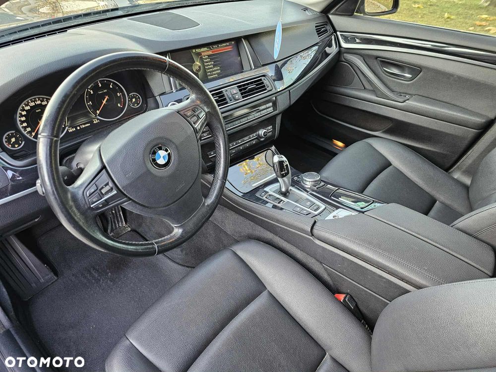 BMW Seria 5 520d Luxury Line - 7