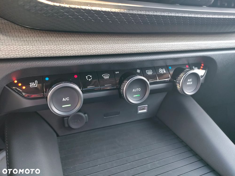 Citroën C5X 1.6 PureTech Shine Pack EAT8 - 37