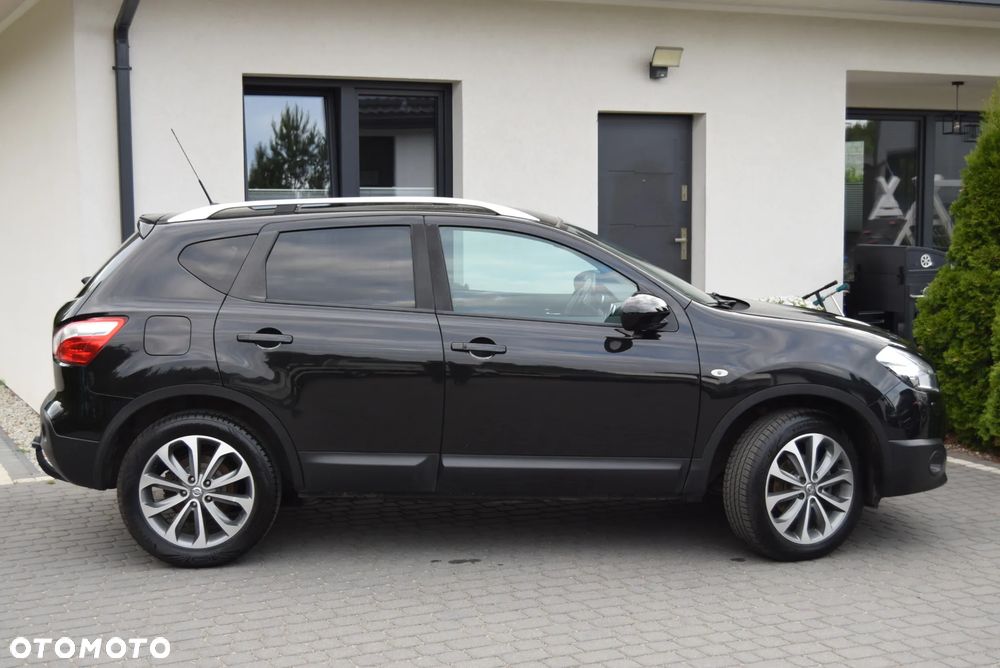 Nissan Qashqai 2.0 dCi 4 x 4 DPF tekna - 4