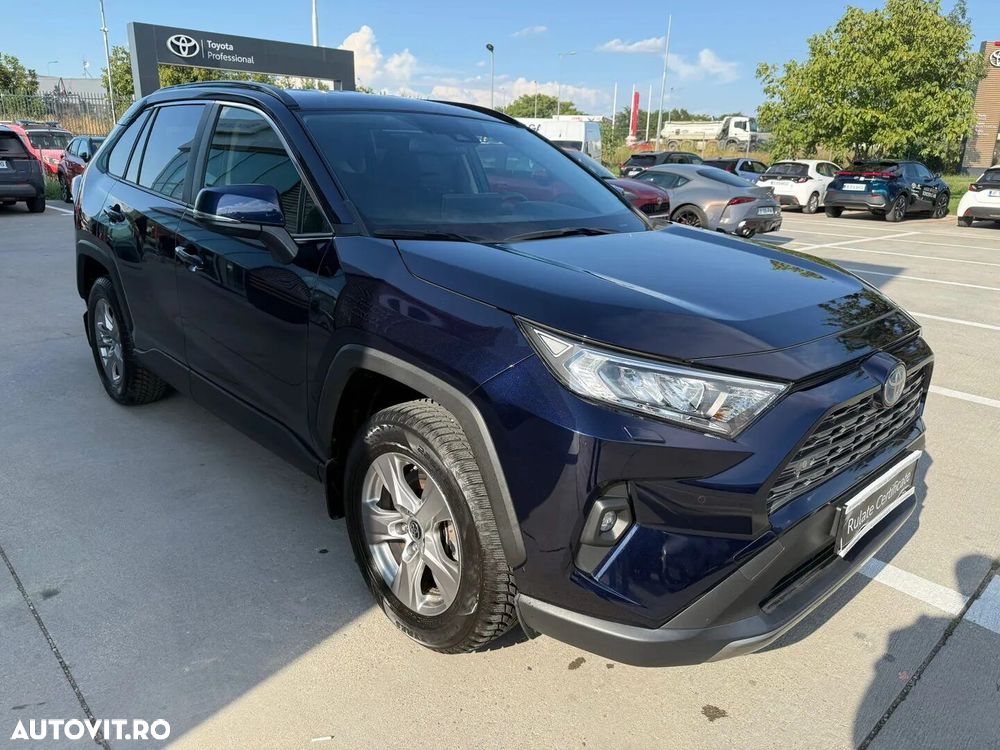 Toyota RAV4 - 5