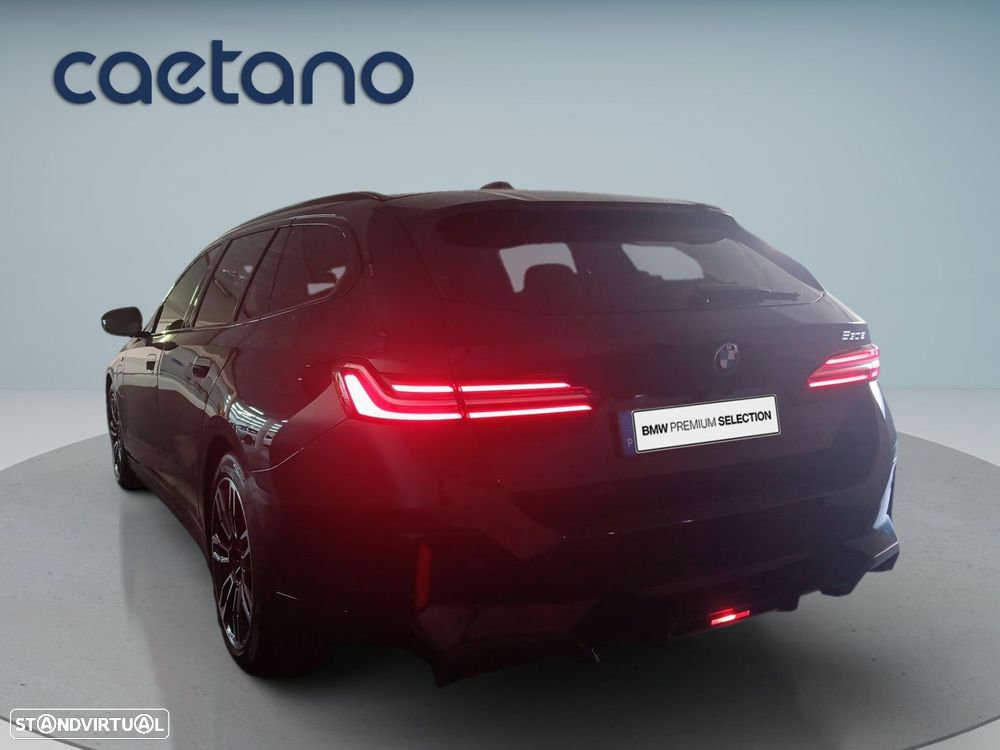 BMW 530 e Pack Desportivo M - 3
