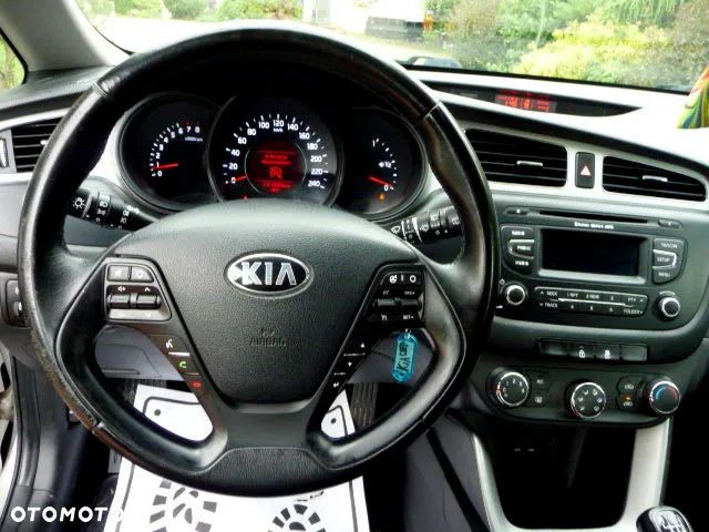 Kia Ceed Cee'd 1.4 XL - 32
