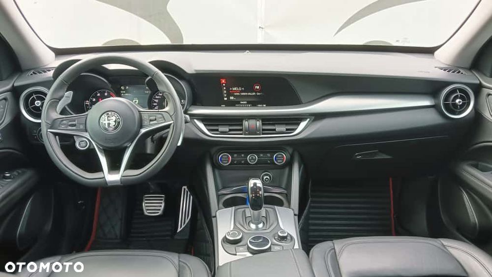 Alfa Romeo Stelvio 2.0 Turbo Executive Q4 - 24