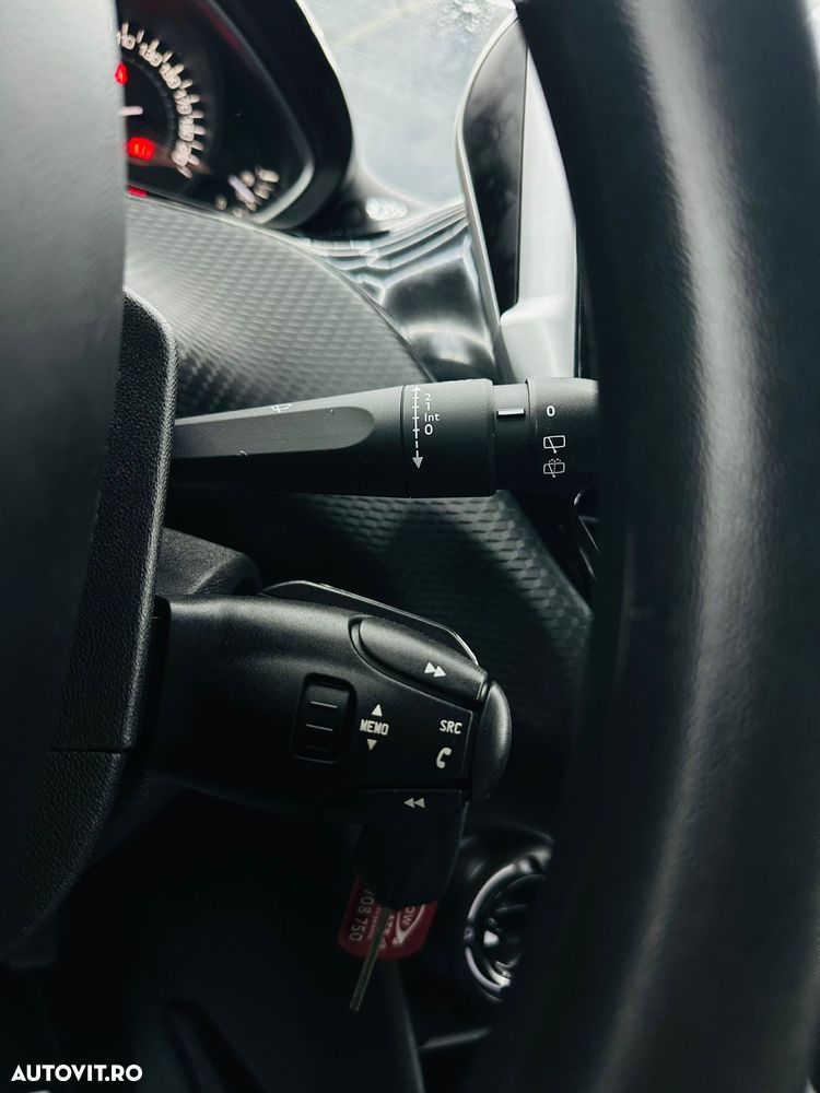 Peugeot 2008 1.6 BlueHDi FAP Active - 25