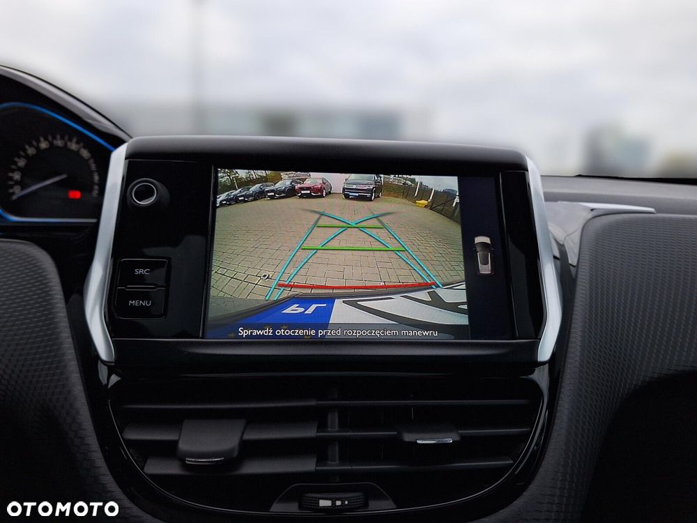 Peugeot 2008 1.2 Pure Tech Allure S&S - 18