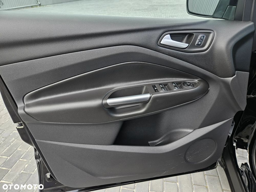 Ford Kuga 1.5 EcoBoost 2x4 Cool & Connect - 7