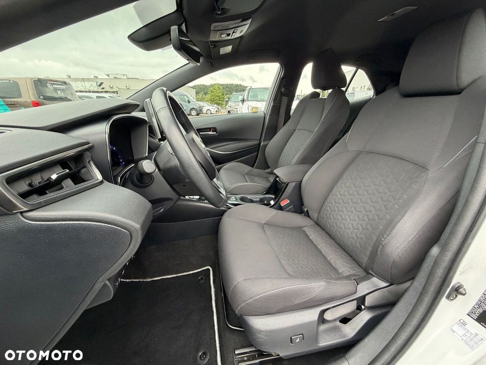 Toyota Corolla 1.8 Hybrid Comfort - 30