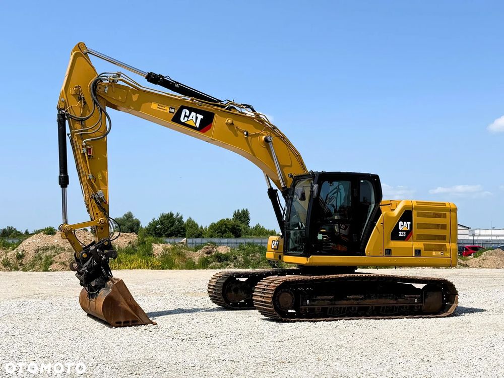Caterpillar KOPARKA GĄSIENICOWA / 323 / 07B / CAT - 12