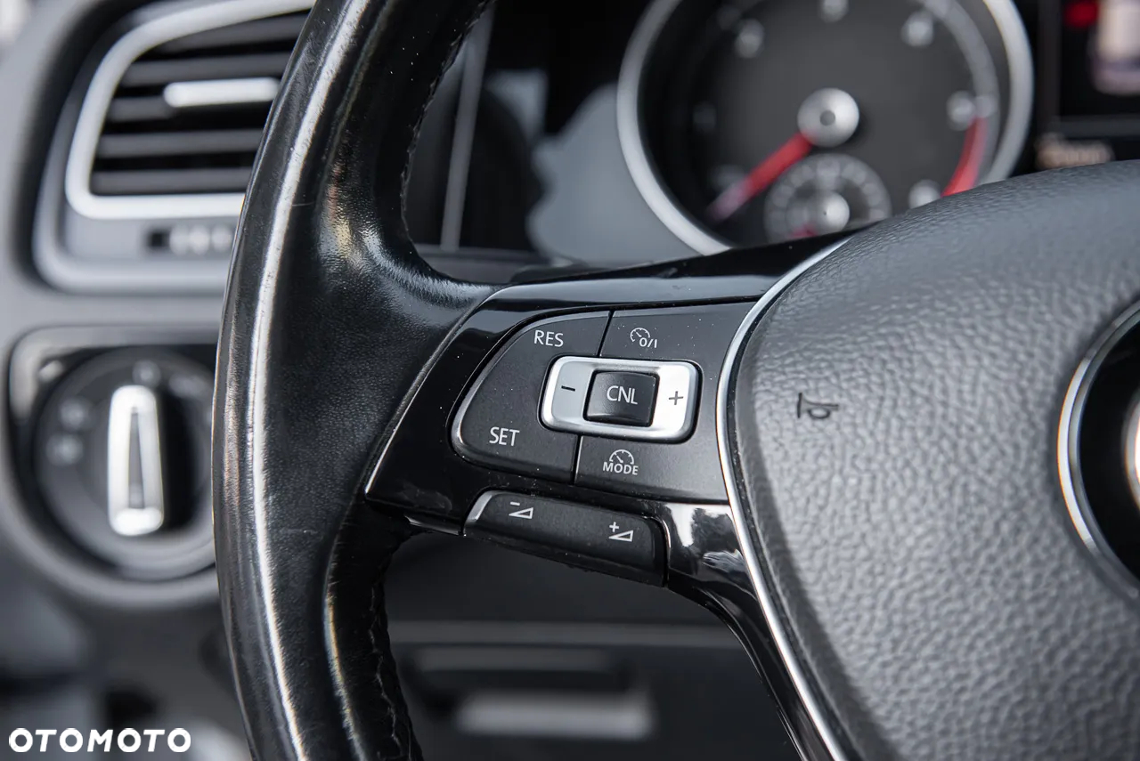 Volkswagen Golf 2.0 BlueTDI DSG Highline - 20